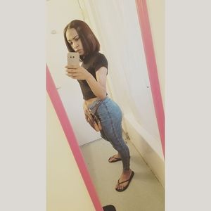 Meet your Posher, Destiny