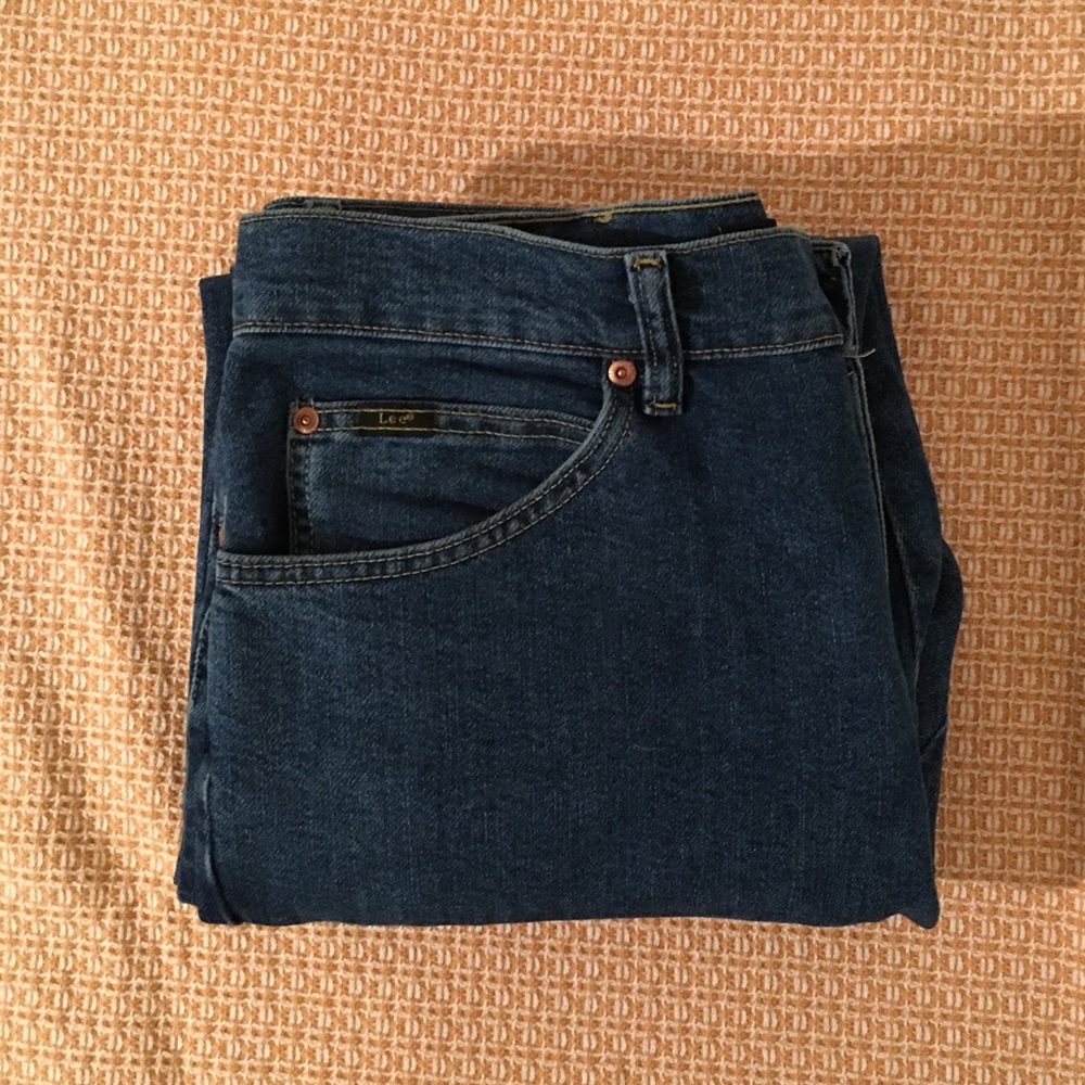 Lee’s 34x30 Regular Fit Blue Jeans!