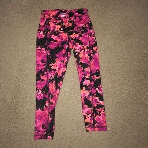 Women’s Calf-length Yoga-Pants