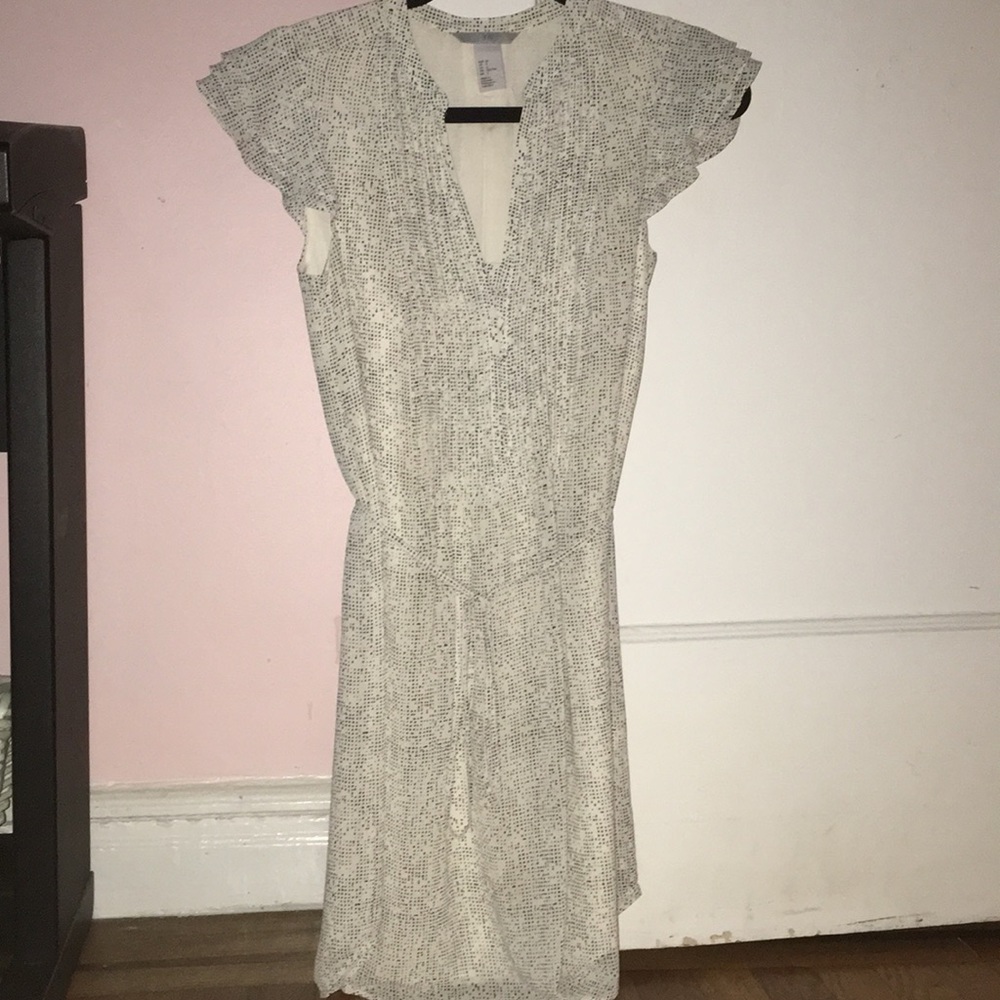 POLKADOT DRESS WITH RUFFLED CAP SLEEVES FROM H&M