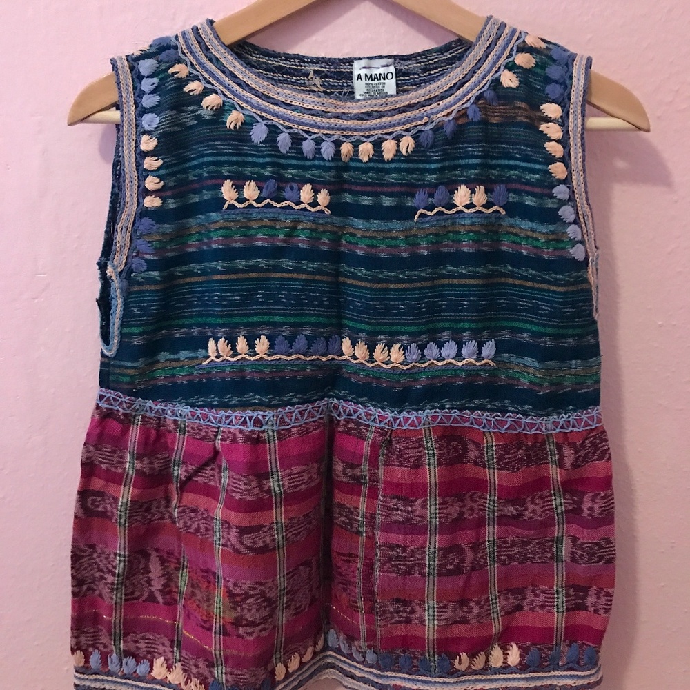 Vintage Mexican sleeveless (semi) crop top