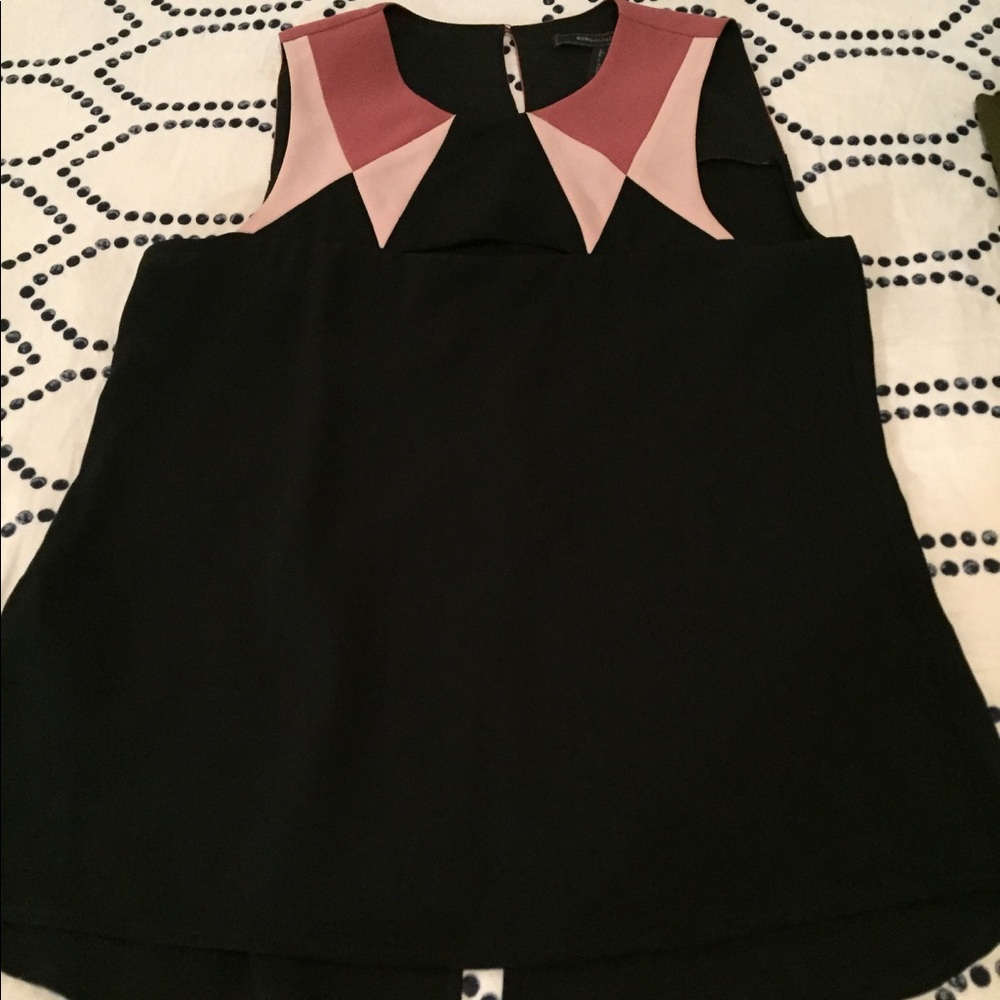 BCBG Colorblock top with cutouts and tails