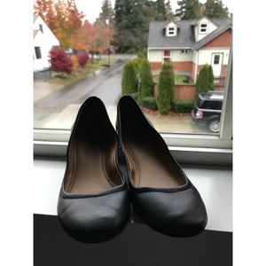 Mossimo: Black Flats!