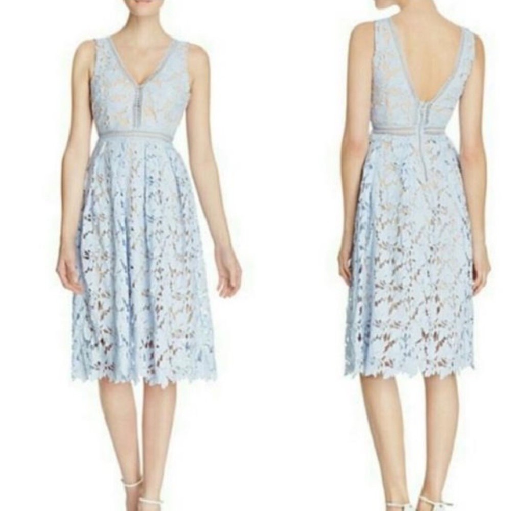NWT Romeo + Juliet Couture Eyelet Lace Dress