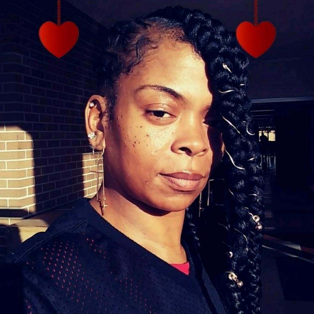 Meet your Posher, Racquel