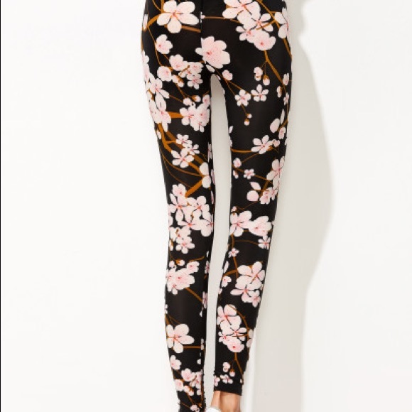 ♣️TRENDY Black ♣️floral print - Legging - Picture 5 of 6