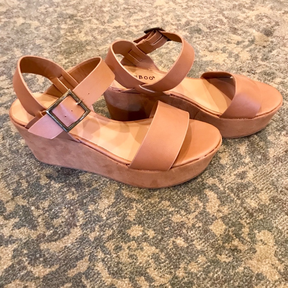 Bamboo Madison Wedge