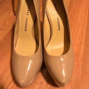 Sz 8 nude patent Chinese Laundry 6” heels pumps