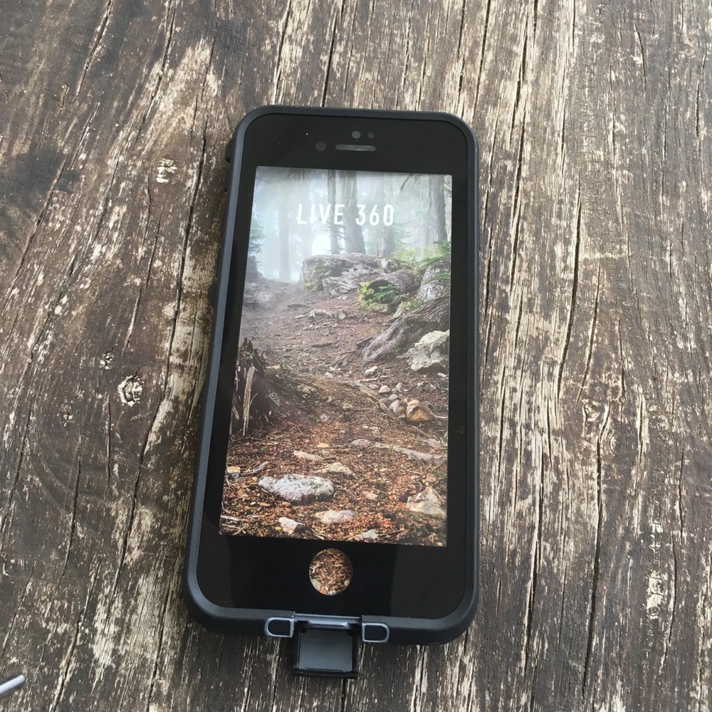 iPhone 7 Fre Lifeproof Case - BRAND NEW