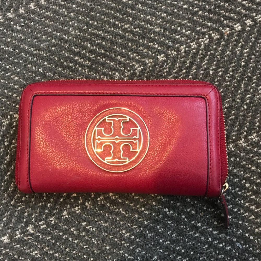 Tory Burch Amanda Continental wallet