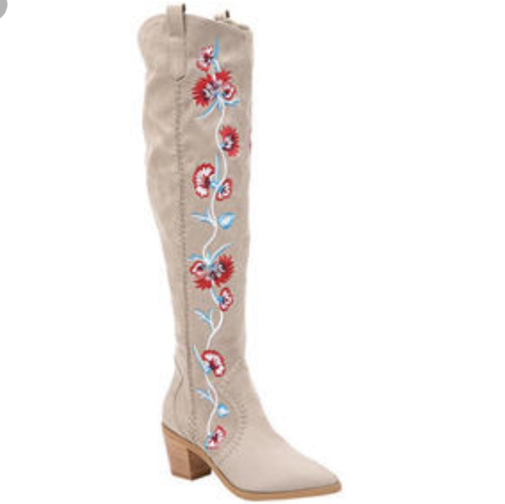 BRAND NEW Carlos Santana Alexia boot Size 10 - Picture 2 of 5