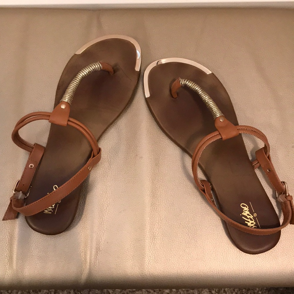 Gold Strappy Sandals!
