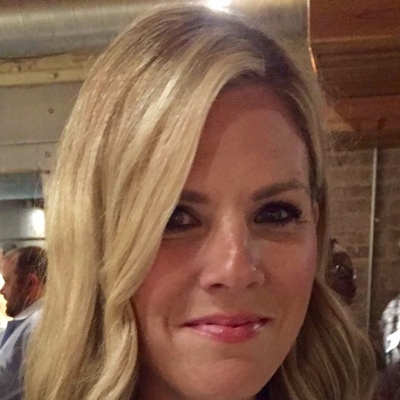 Meet your Posher, Jessica - Picture 1 of 1