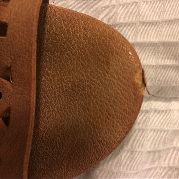 Shoes - Picture 3 of 6