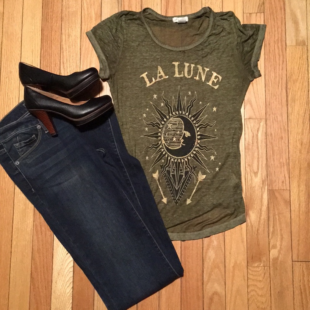 Junior T shirt