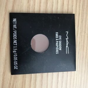 Mac eyeshadow refill pan in Wedge