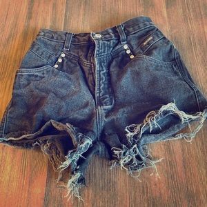 High wasted shorts