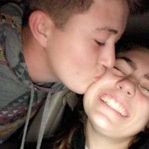 Meet your Posher, Adriana