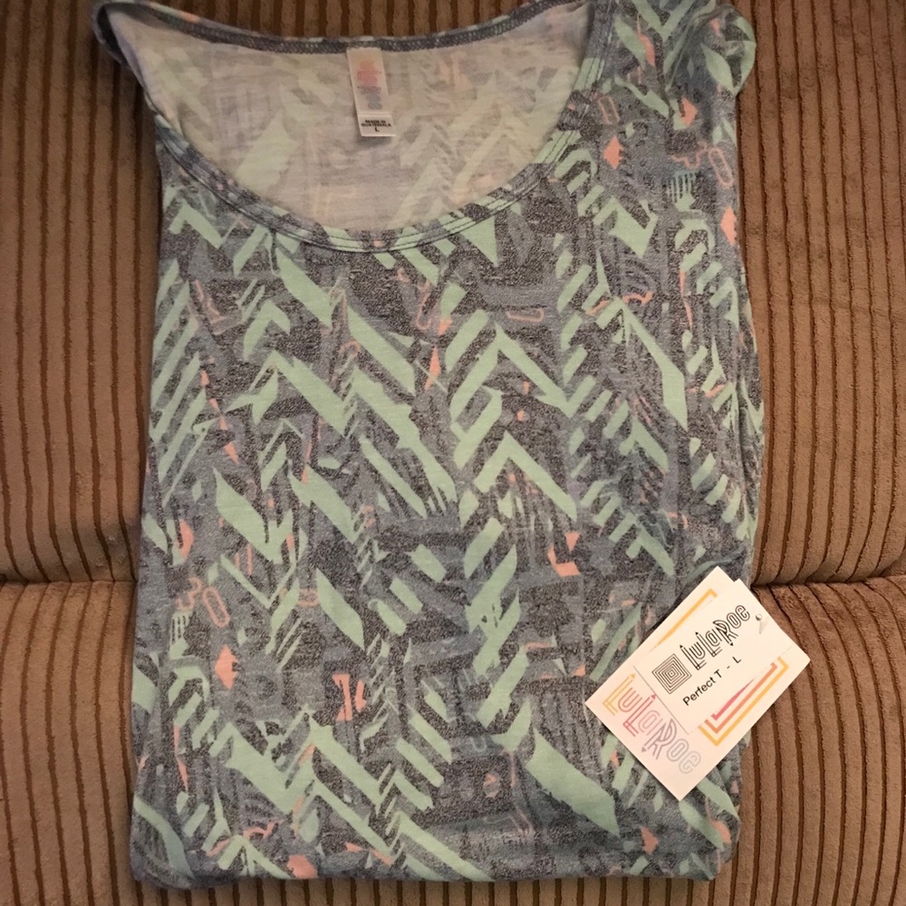 LuLaRoe Perfect T Large BNWT