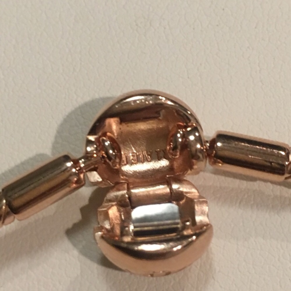 Pandora Rose Gold Bracelet - Picture 3 of 4