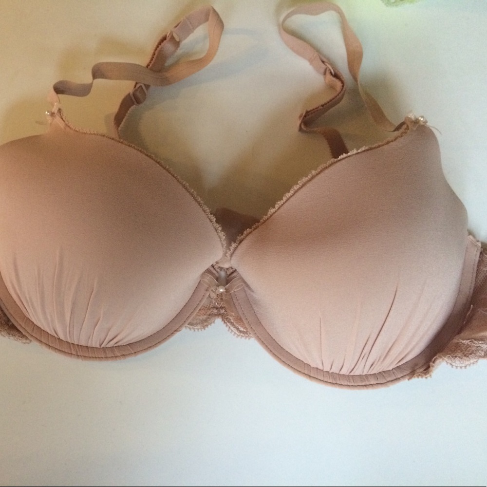 Push up Demi bra.
