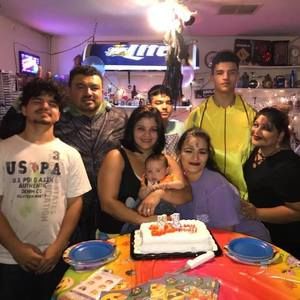 Meet your Posher, Elsy