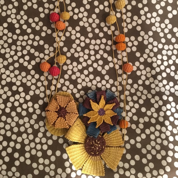 Handmade all natural eco-friendly necklace - Picture 2 of 2