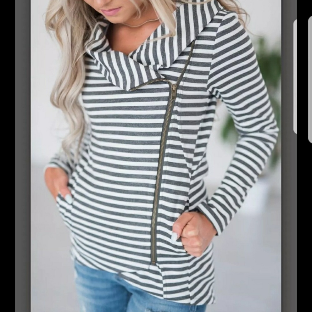 Nwot Mindy Mae's market zip up hoodie