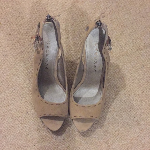 Suede embellished tan peep toe heels - Picture 3 of 3