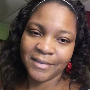 Meet your Posher, Sandy