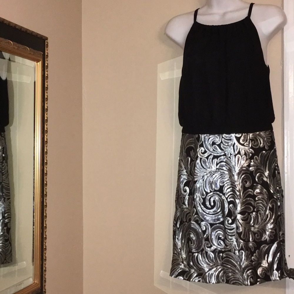 Laundry by Shelli Segal Silver Sequin Dress - Picture 1 of 6