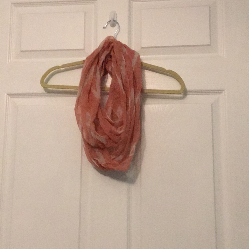 Infinity scarf