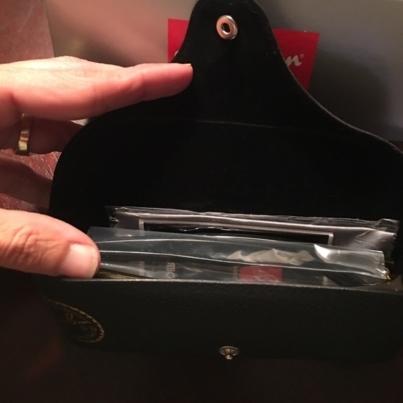 SOLD ~ Ray Bans ~ Brand New in Box - Picture 2 of 5