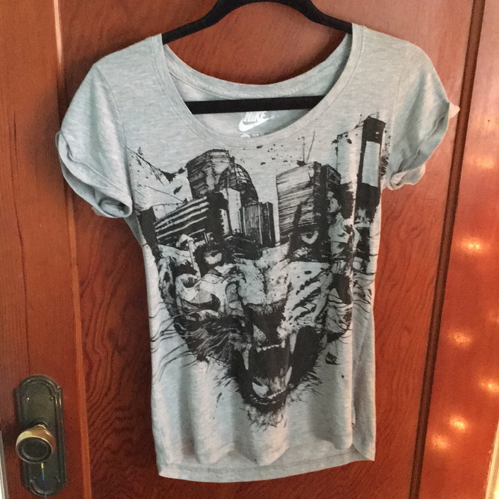 Nike shirt