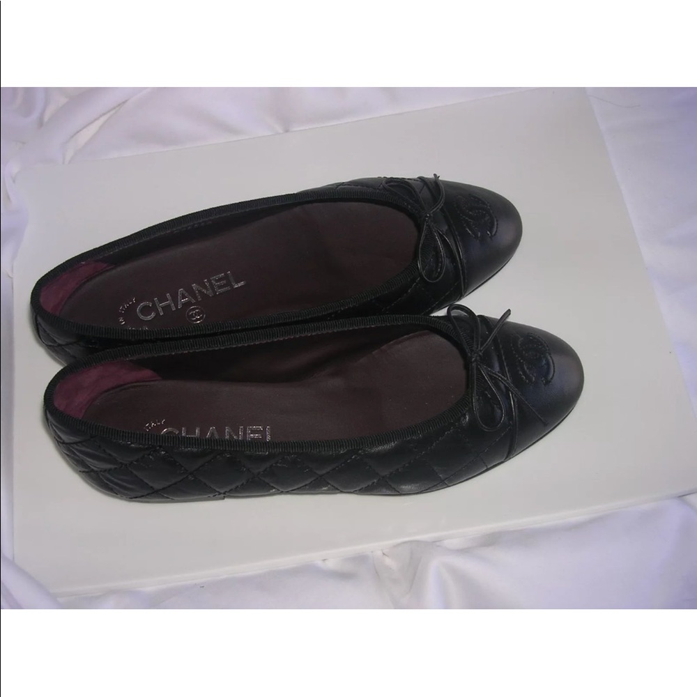 Authentic Chanel Quilted Black Ballet Flats