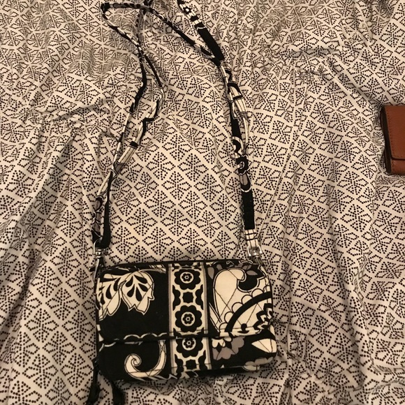 Vera Bradley Handbags - Vera Bradley wallet with pocket for IPhone 5, 5s!