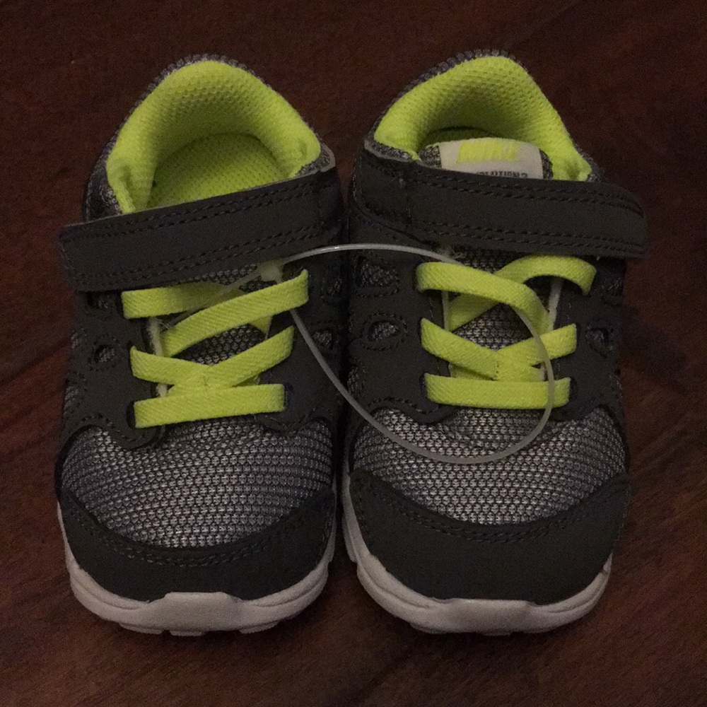 NWT baby Nike sneakers