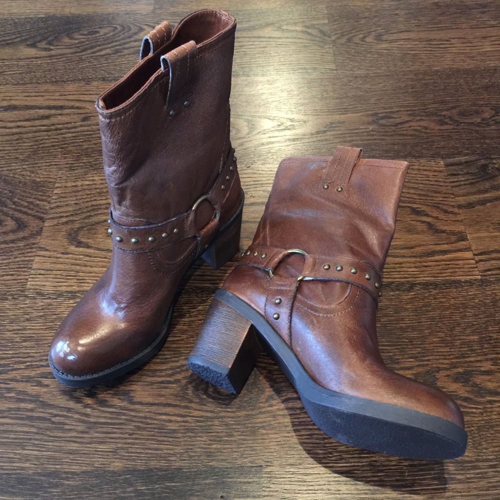 New Nine West Vice Boots - Picture 1 of 7