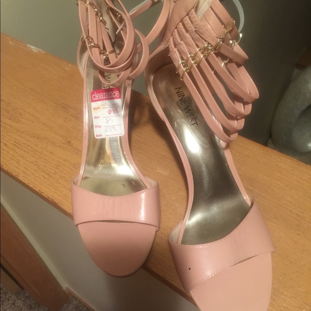Women shoes
