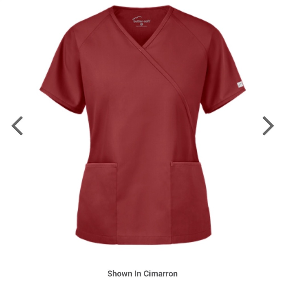 NWOT scrub set in beautiful rust color🍂