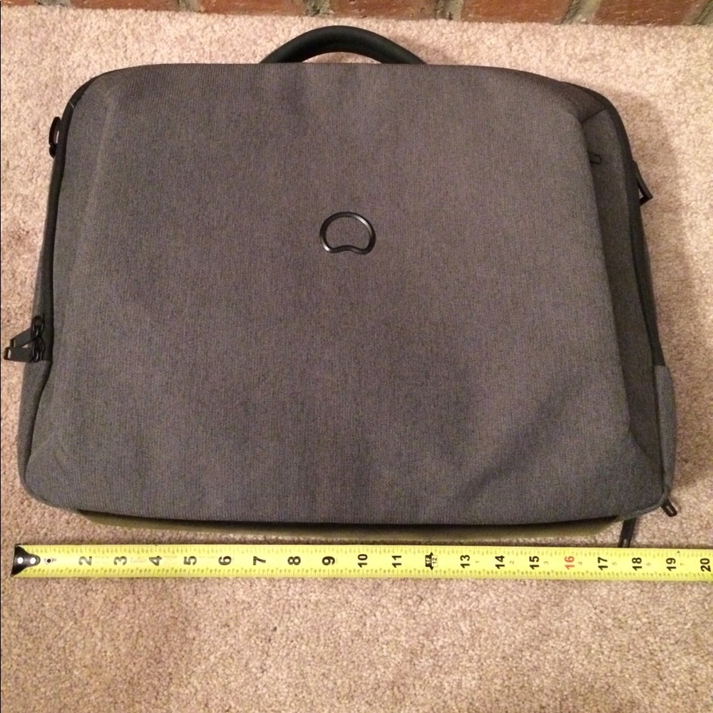 Delsey laptop bag 💼 NWOT