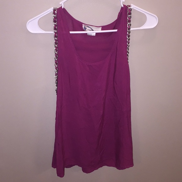 MAGENTA TANK TOP W/ CHAIN - Picture 1 of 3