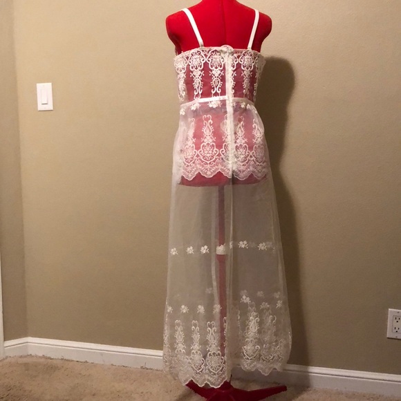 White mesh maxi dress - Picture 2 of 8