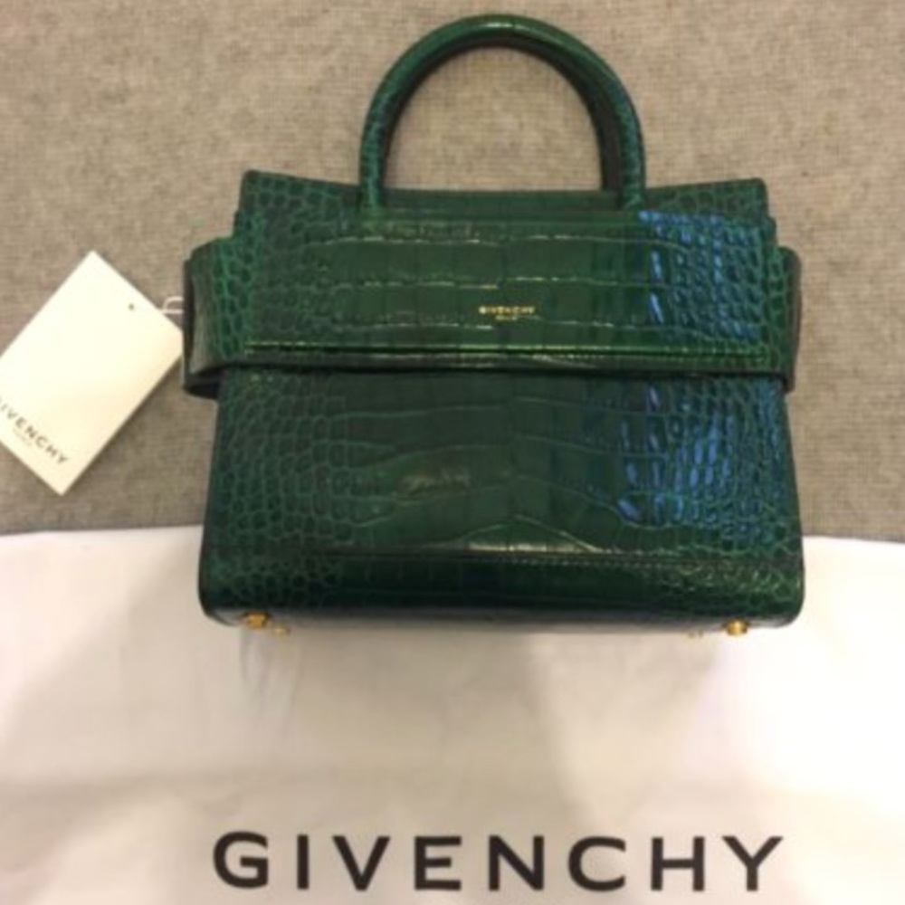 SOLDx NWT RARE givenchy croc stamped mini horizon