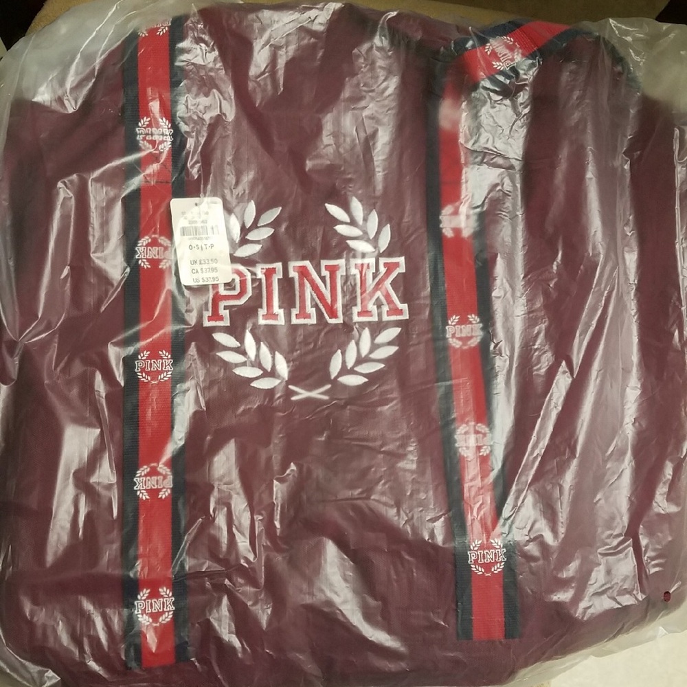Brand new Victoria’s Secret tote