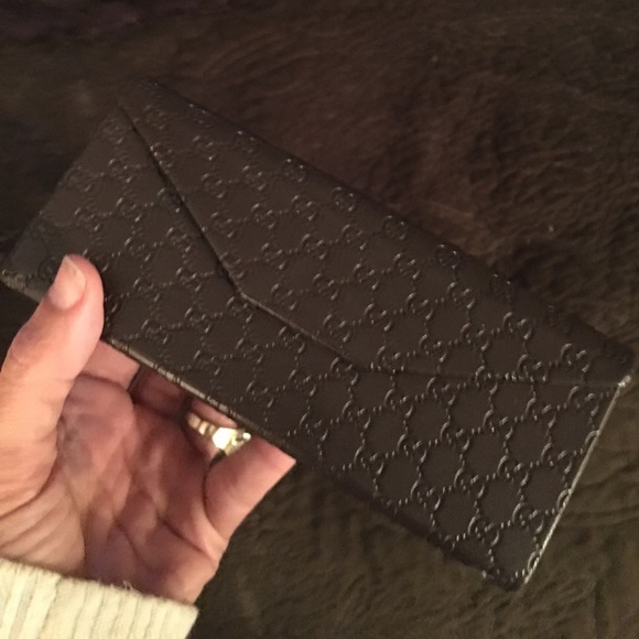 Authentic pair of Gucci Sunglasses with case! main image 4