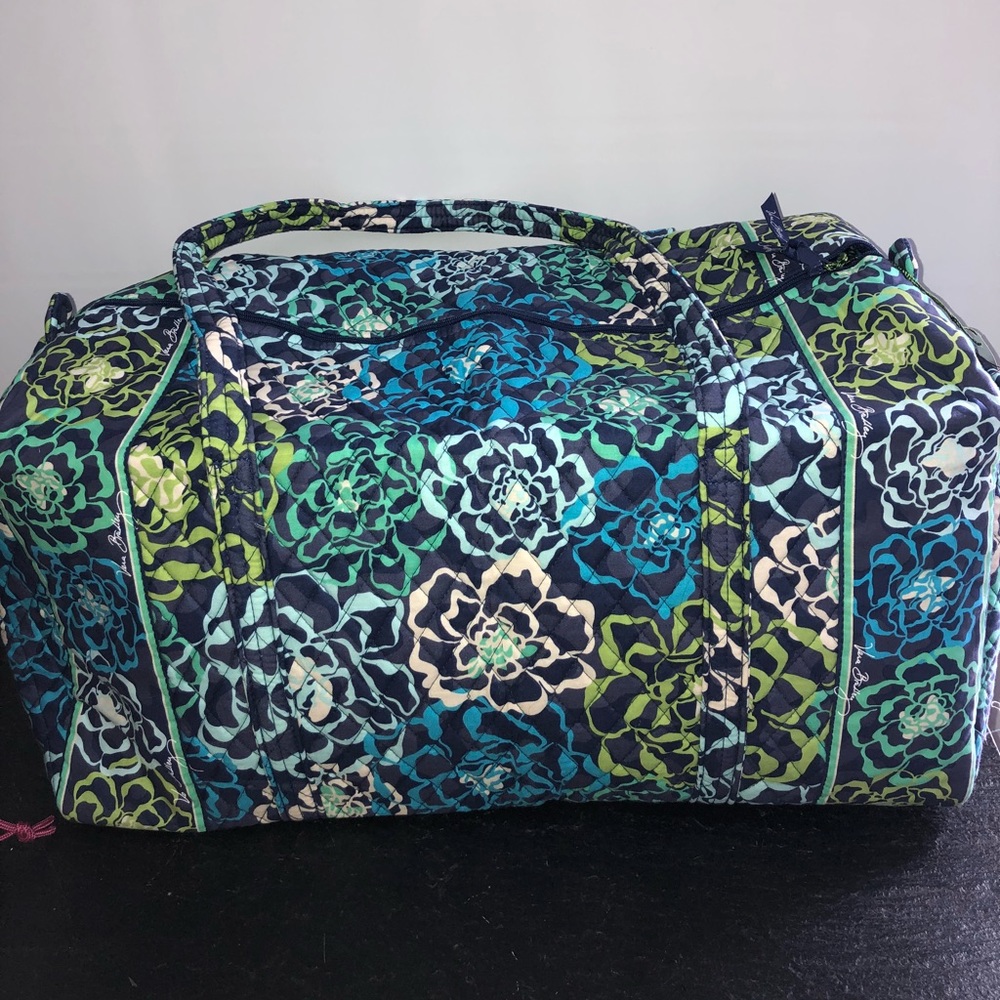 Vera large duffel