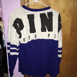 VS PINK CREW NECK