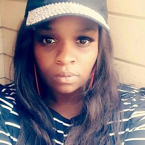 Meet your Posher, Lytoia