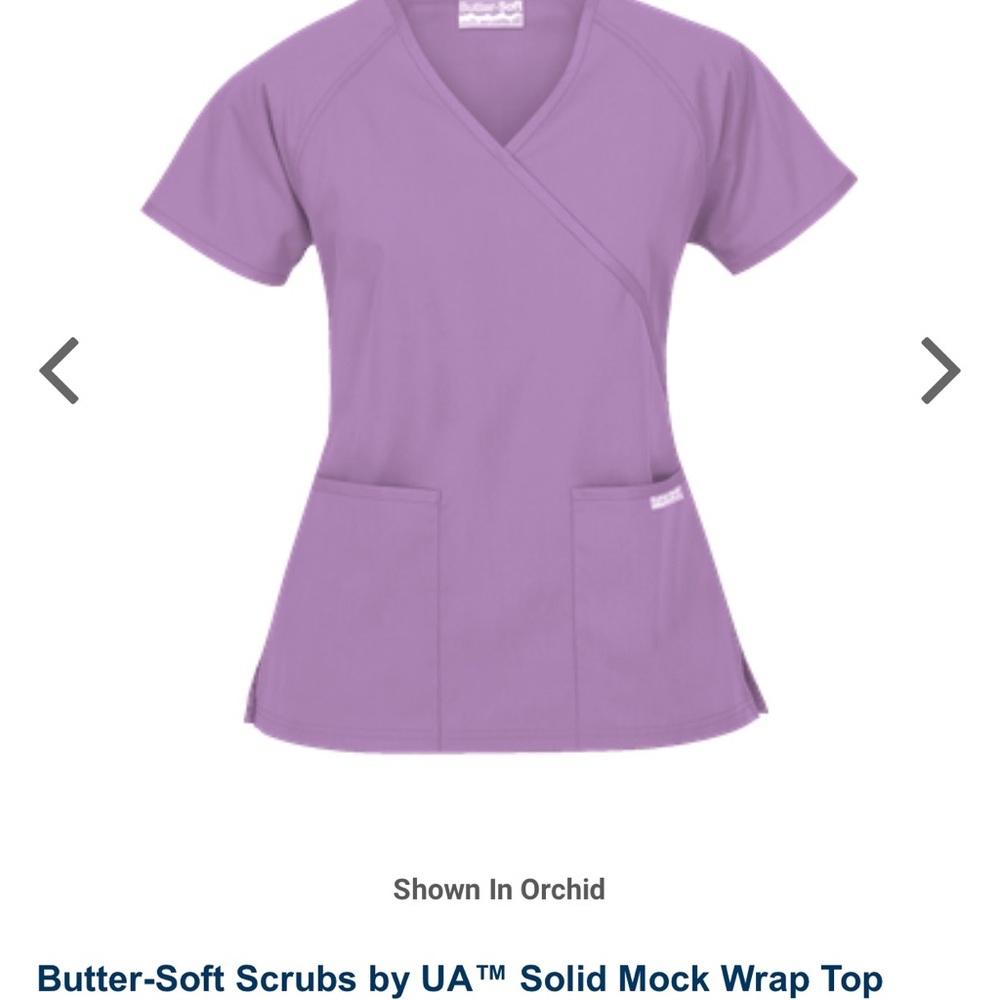 Beautiful lavender colored scrub set.❄️